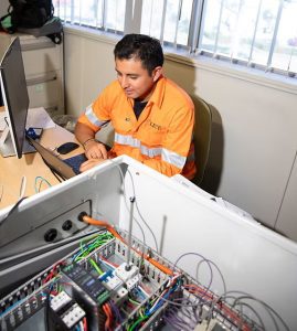 39dda9 5ad9ac99364e4705944c6b08dae78dadmv2